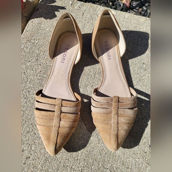 Tesori Tan Suede Leather Pointy Toe Cut Out Comfort Flats Narrow Size 6M - Picture 2 of 9
